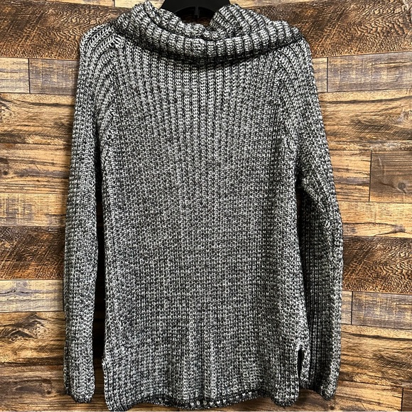 Express | Black/White Oversized Cable Knit Cowl Neck Sweater (size S) - Picture 3 of 5